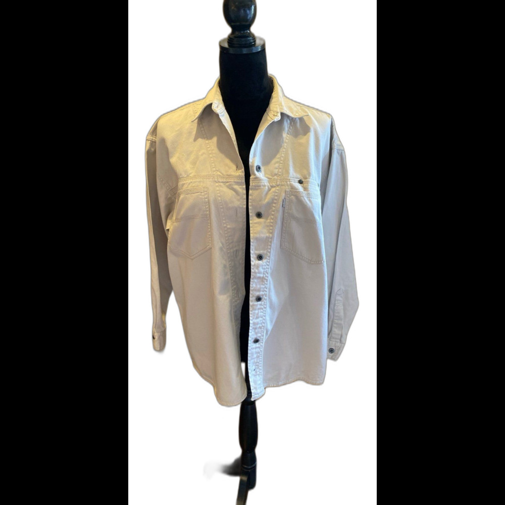 Levi Strauss Silver Womens Denim Shirt Jacket‎ Size Medium Cream Metal Buttons